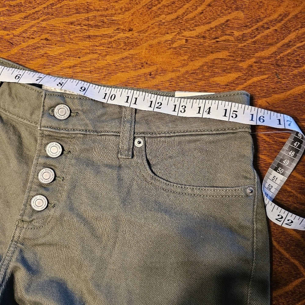 Lucky Brand The Cut Off Green Denim Jean Shorts Women's Size 6 NWT - Picture 3 of 10